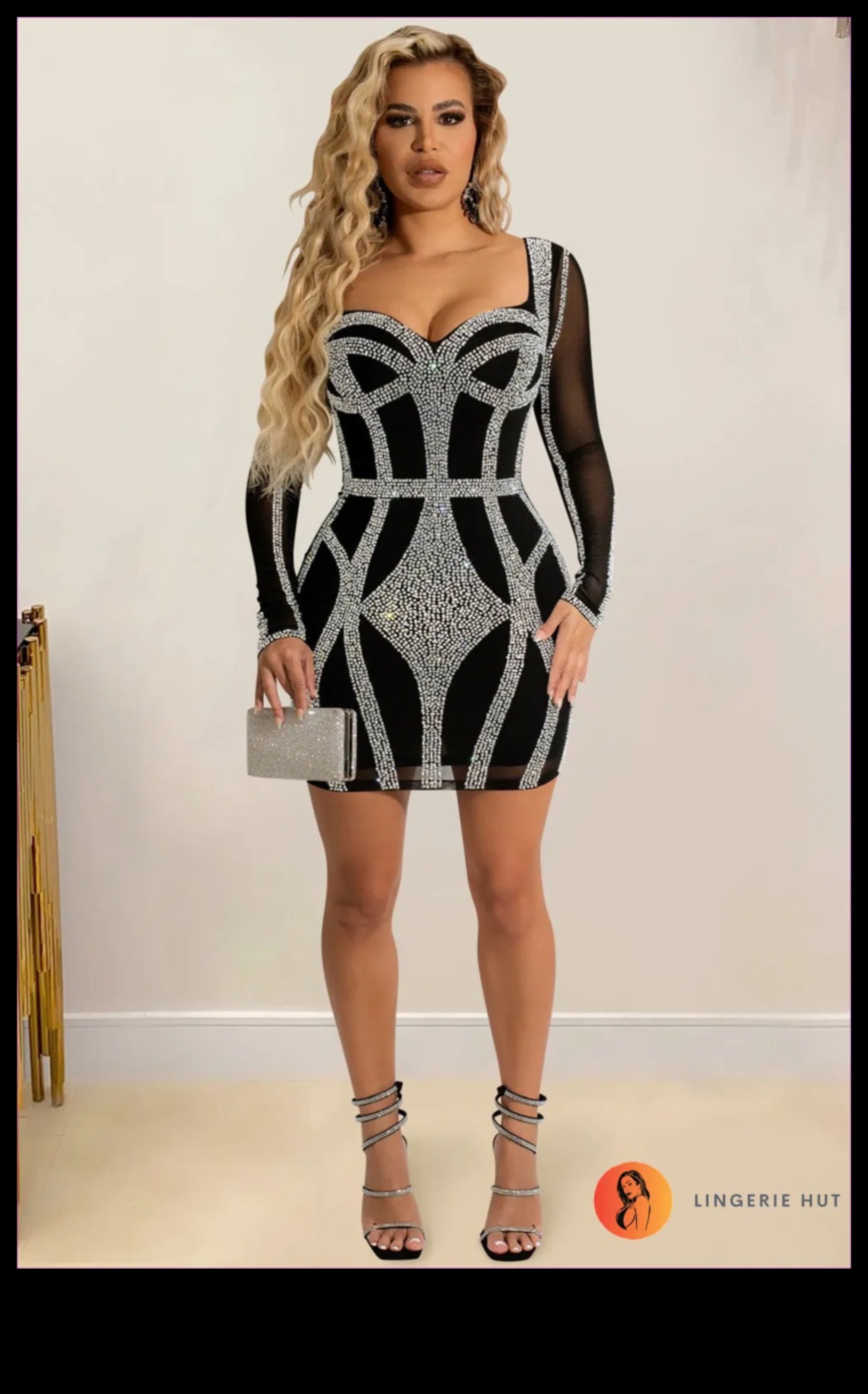 Sizzling Sunset Ένας οδηγός για εντυπωσιακά καλοκαιρινά ρούχα για βραδινή κομψότητα 9 Sizzling Sunset: Συγκλονιστικά καλοκαιρινά ρούχα για βραδινή κομψότητα