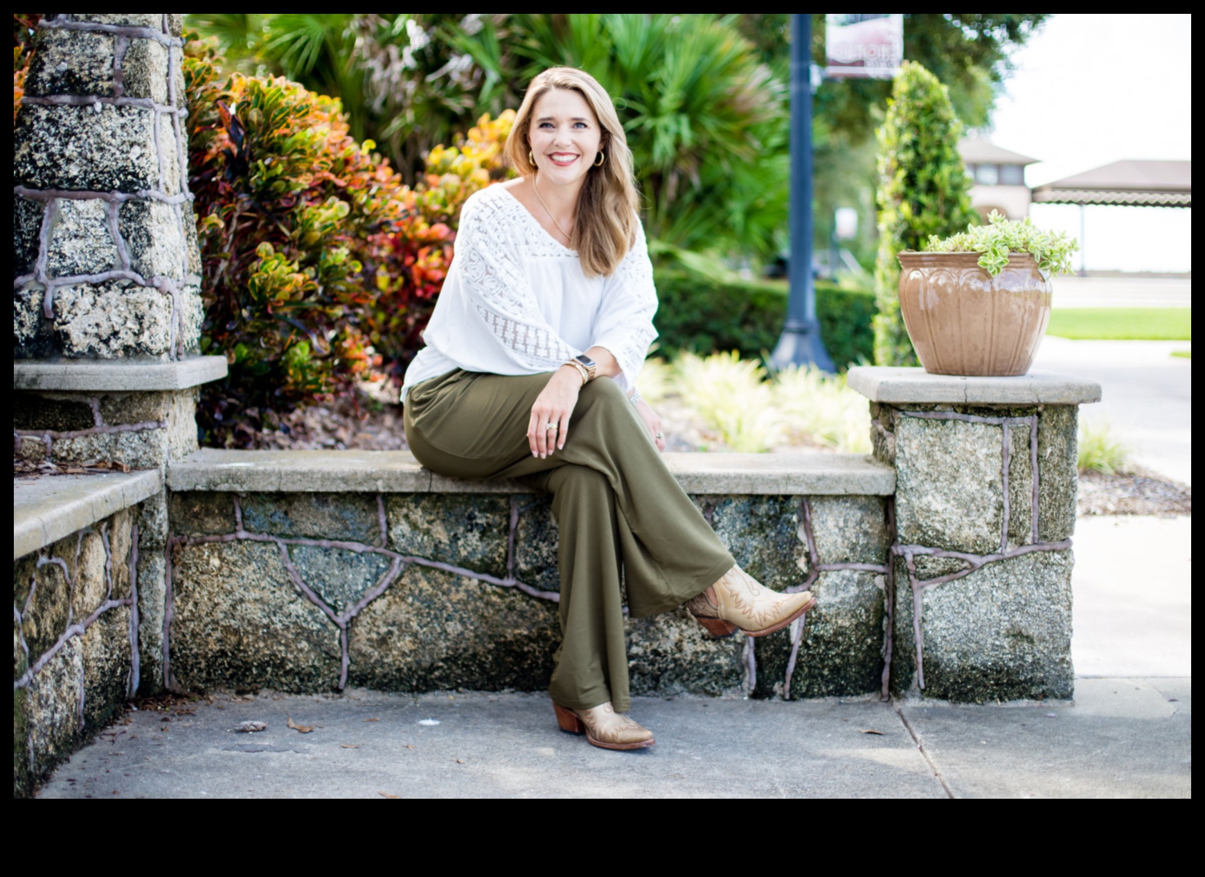 Glamour Gazing: Fix Your Eyes στη γοητεία του σύγχρονου μοντέρνου στιλ